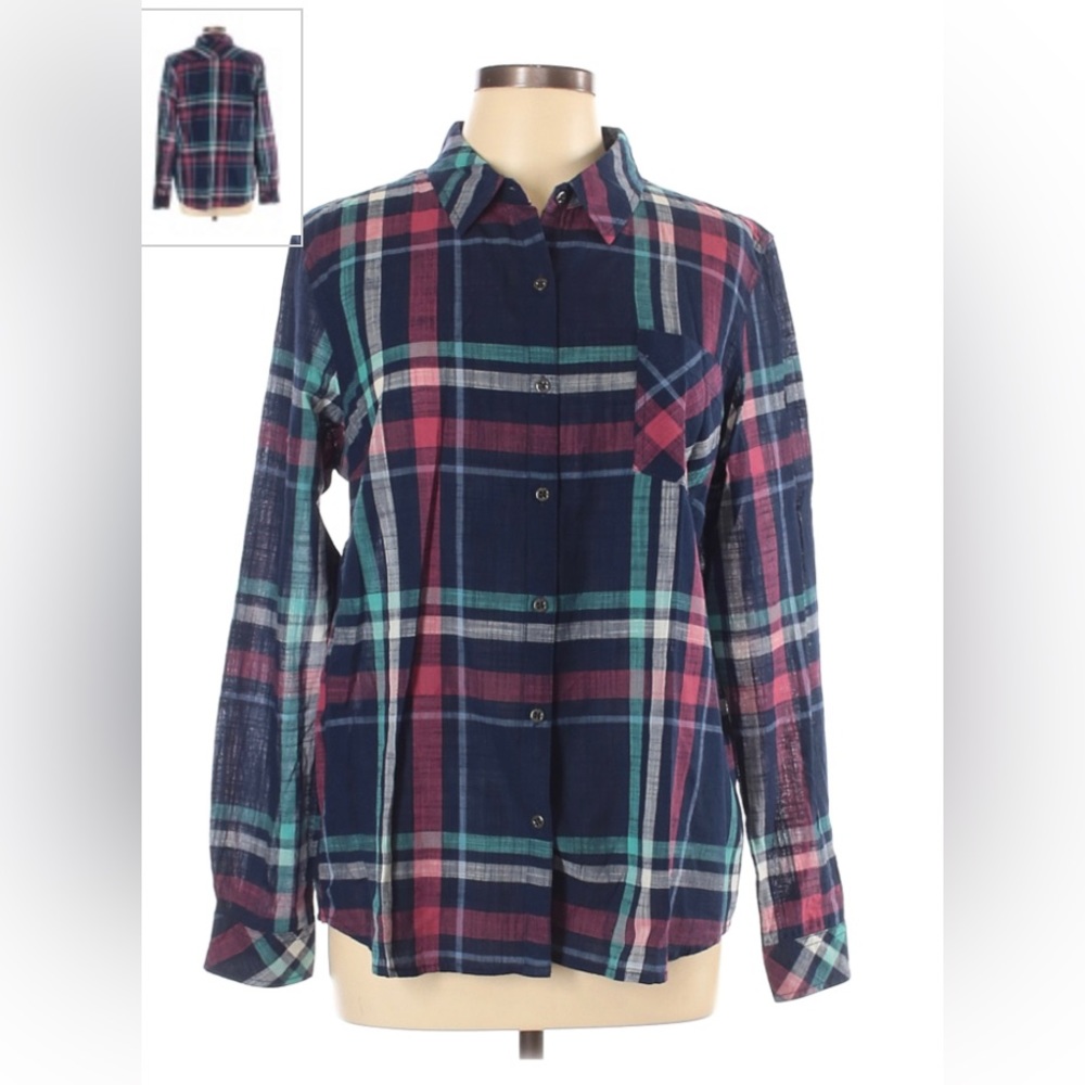 Natural Reflections long sleeve cotton shirt . Dark blue, coral pink , mint . L